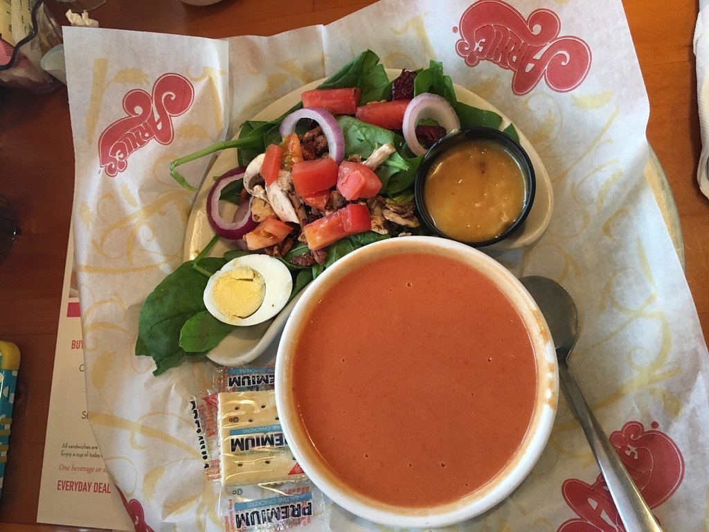 Arnie`s Bakery Restaurant