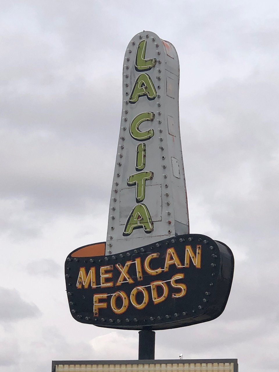 La Cita Restaurant & Flowers