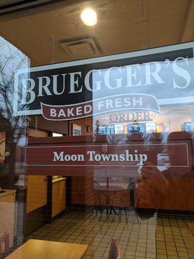 Breugger`s Bagels Bakery