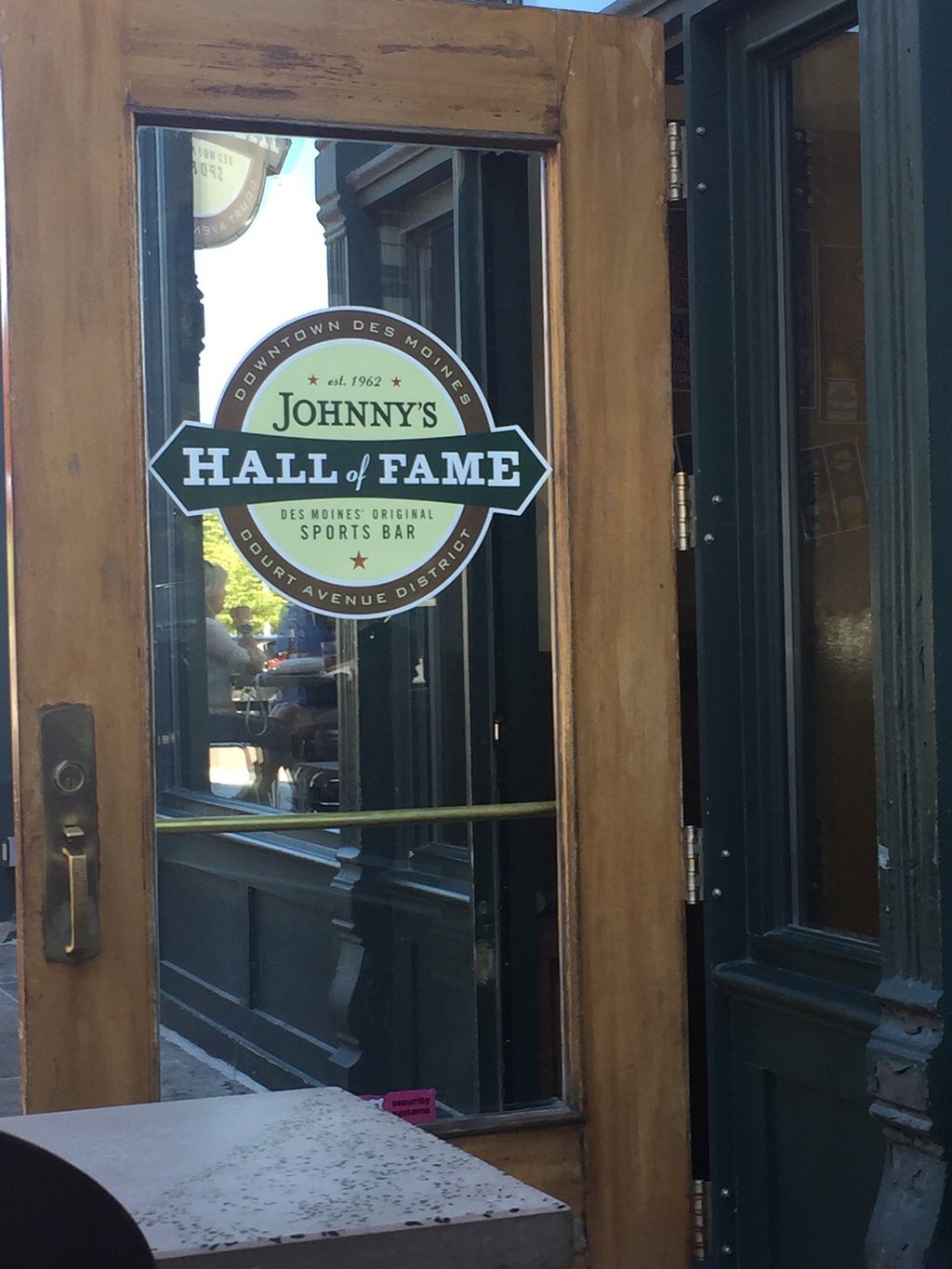 Johnny`s Hall of Fame Bar