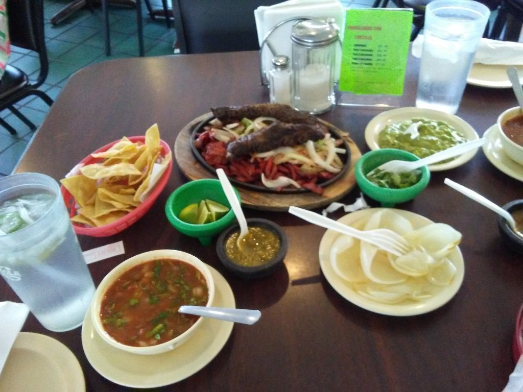 Taquitos Ravi Restaurant