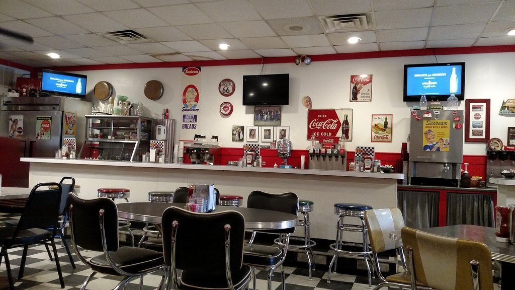 Charlene`s Diner