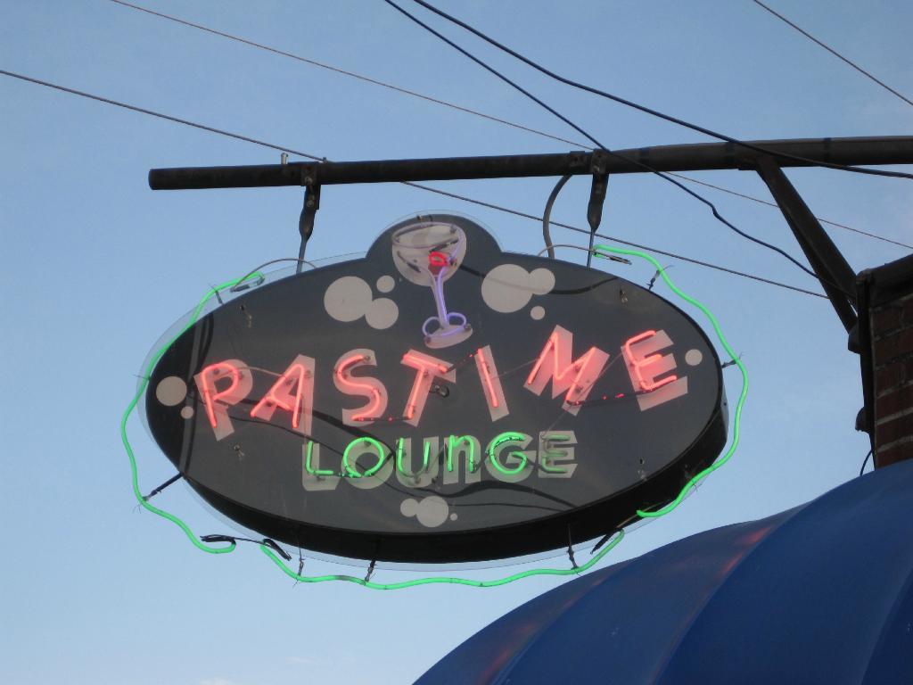 Pastime Restaurant & Lounge