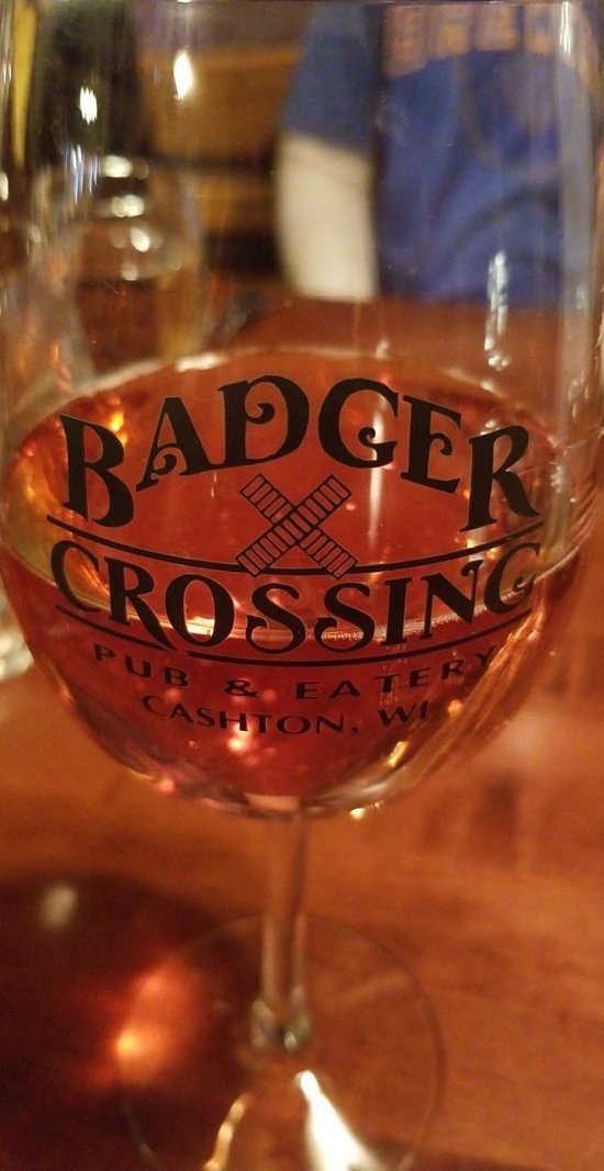 Badger Crossing Pub & Eatery