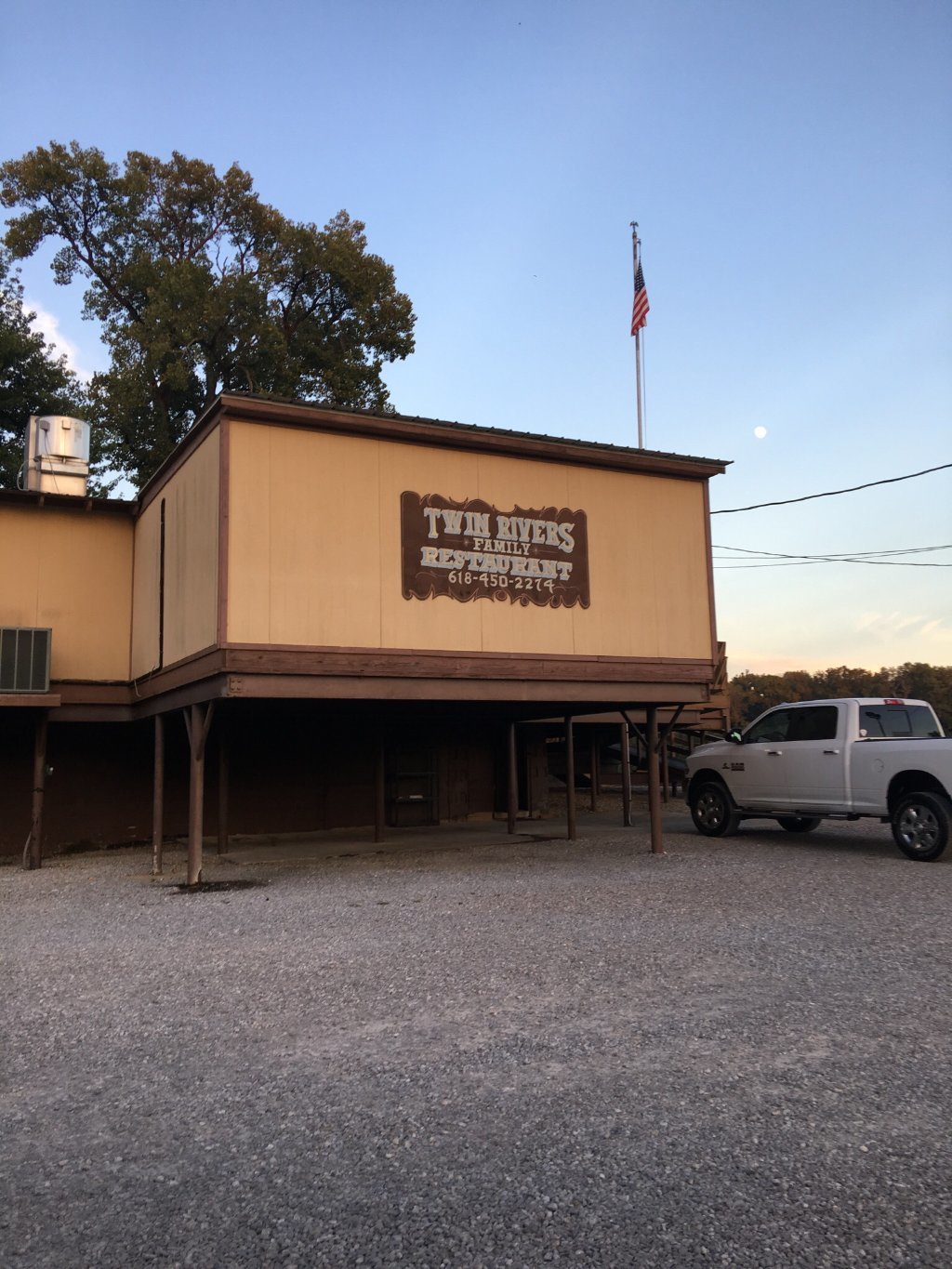 Twin Rivers Restaurant