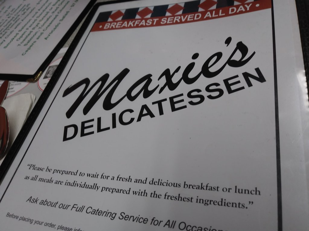 Maxie`s Deli