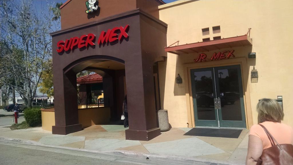 Super MEX Restaurant