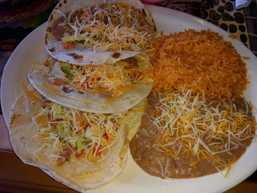 Nina`s Taqueria