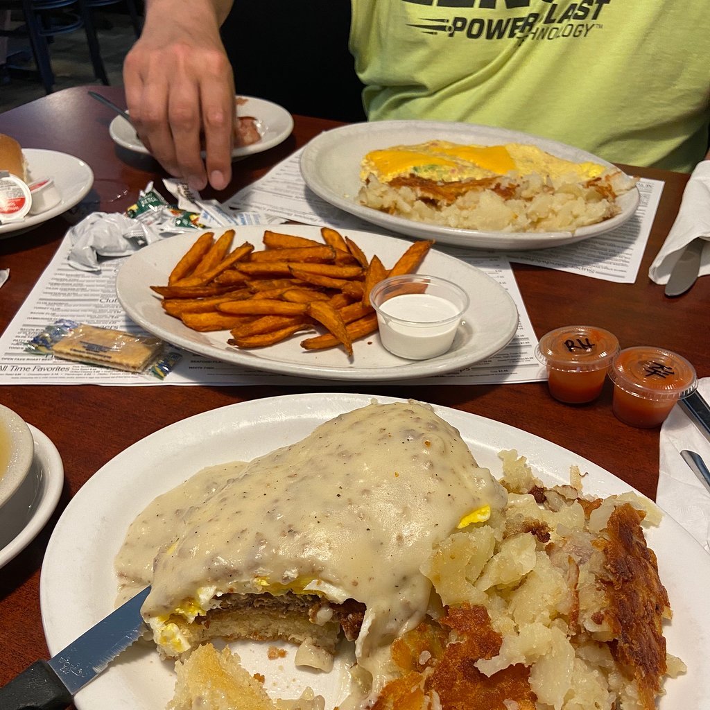 Todd`s Mountain View Restaurant