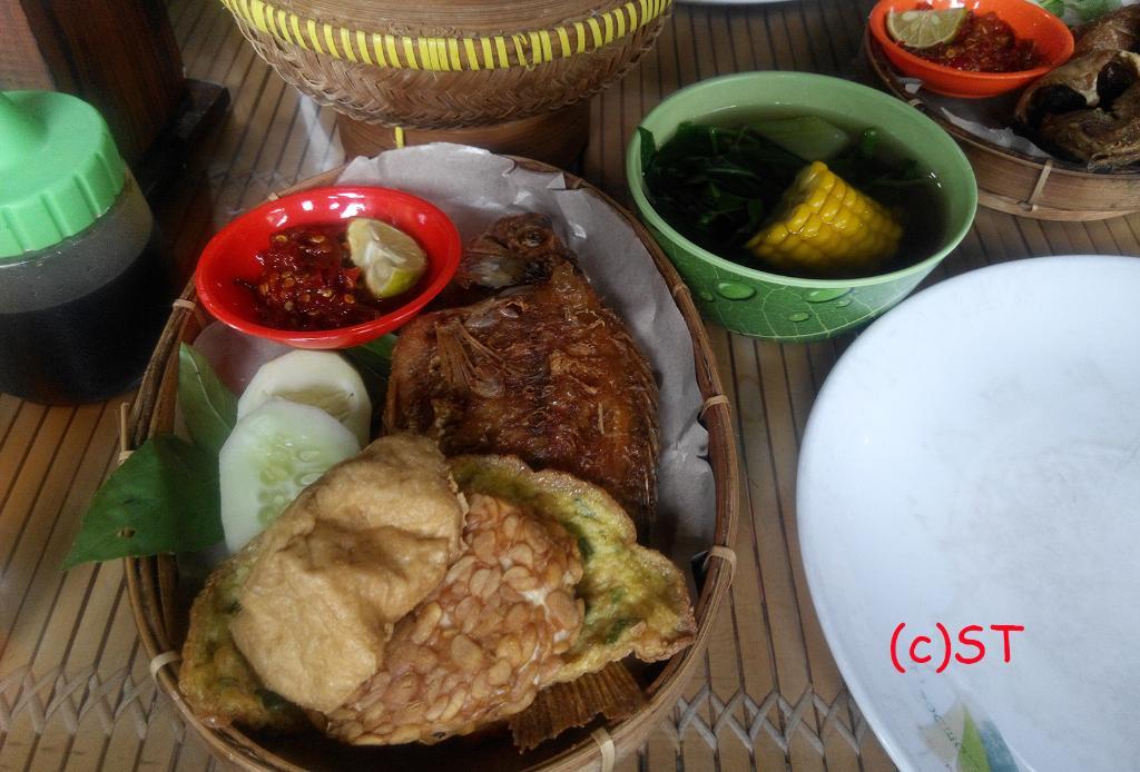 Ayam Goreng Lombok Idjo