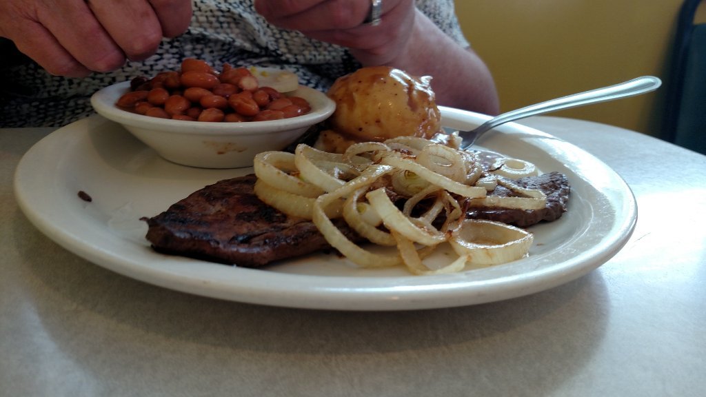 Family Ties Restaurant