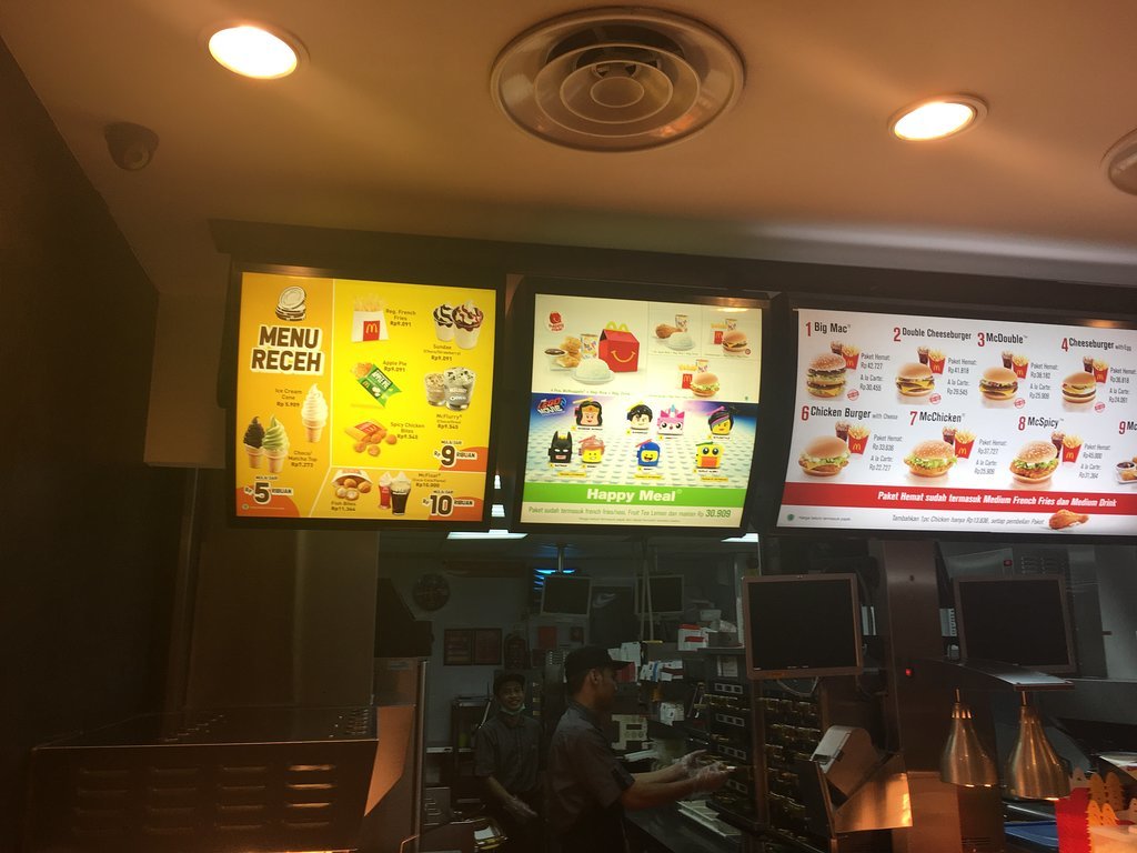 McDonald`s Kuta Square