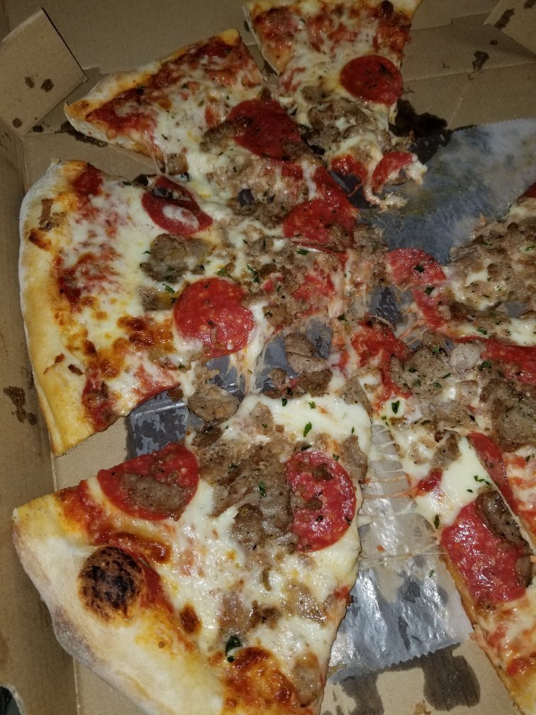 Frank`s Roman Pizza